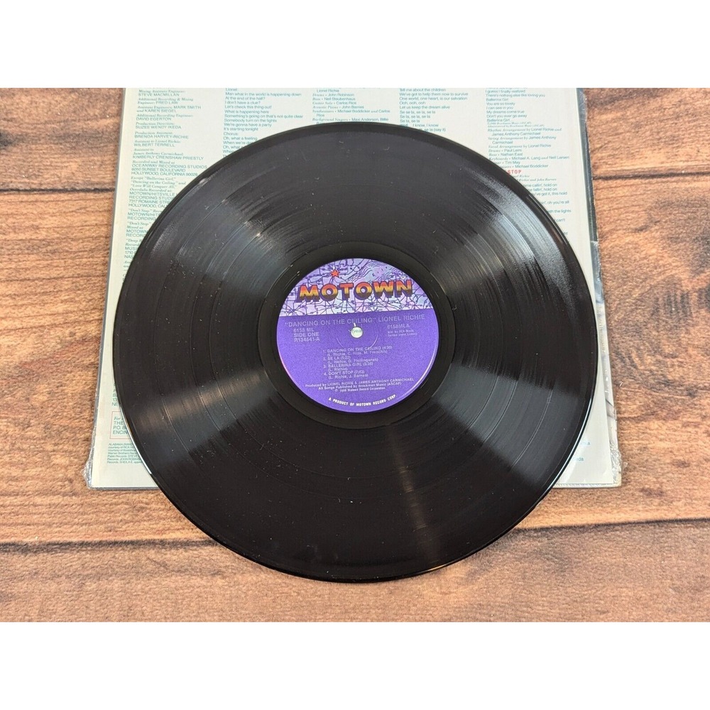 Lionel Richie – Dancing On The Ceiling‎ - 1986 - Motown 6158 ML Vinyl LP G+/VG+ - Picture 3 of 4